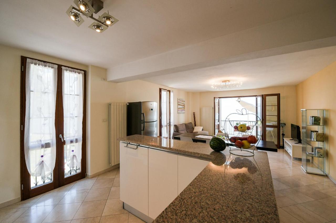Giulia Apartamento Verbania Exterior foto